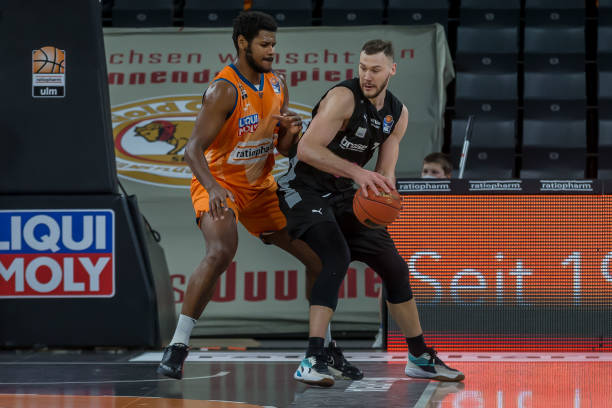 刻不仅展示 刻不仅展示