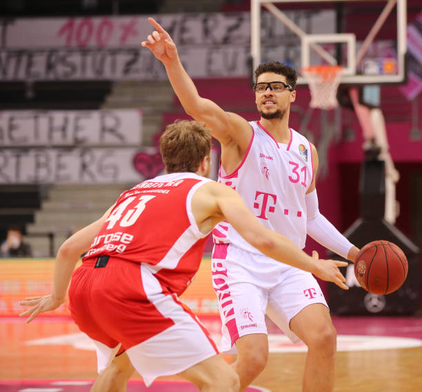 上的巨大成 上的巨大成