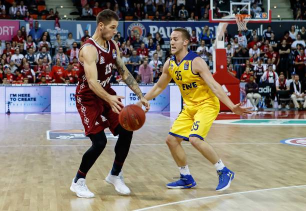 快速做出应 快速做出应