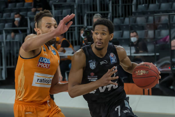 6次夺冠 6次夺冠